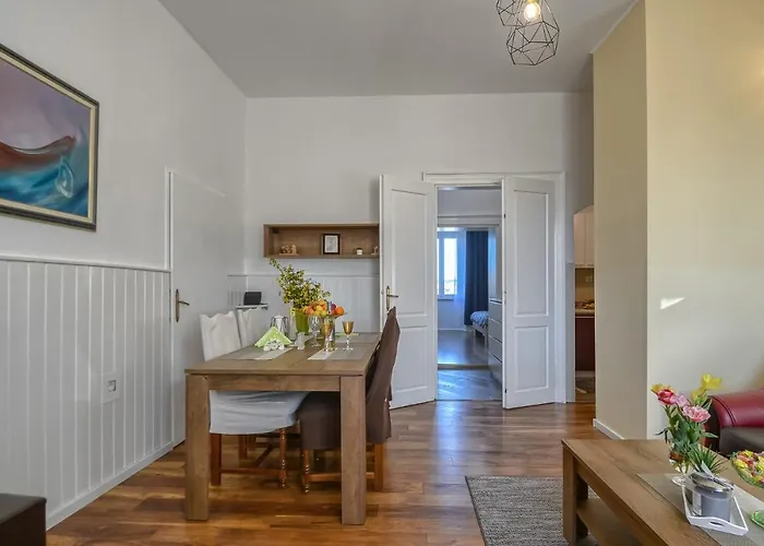 Todor Apartment